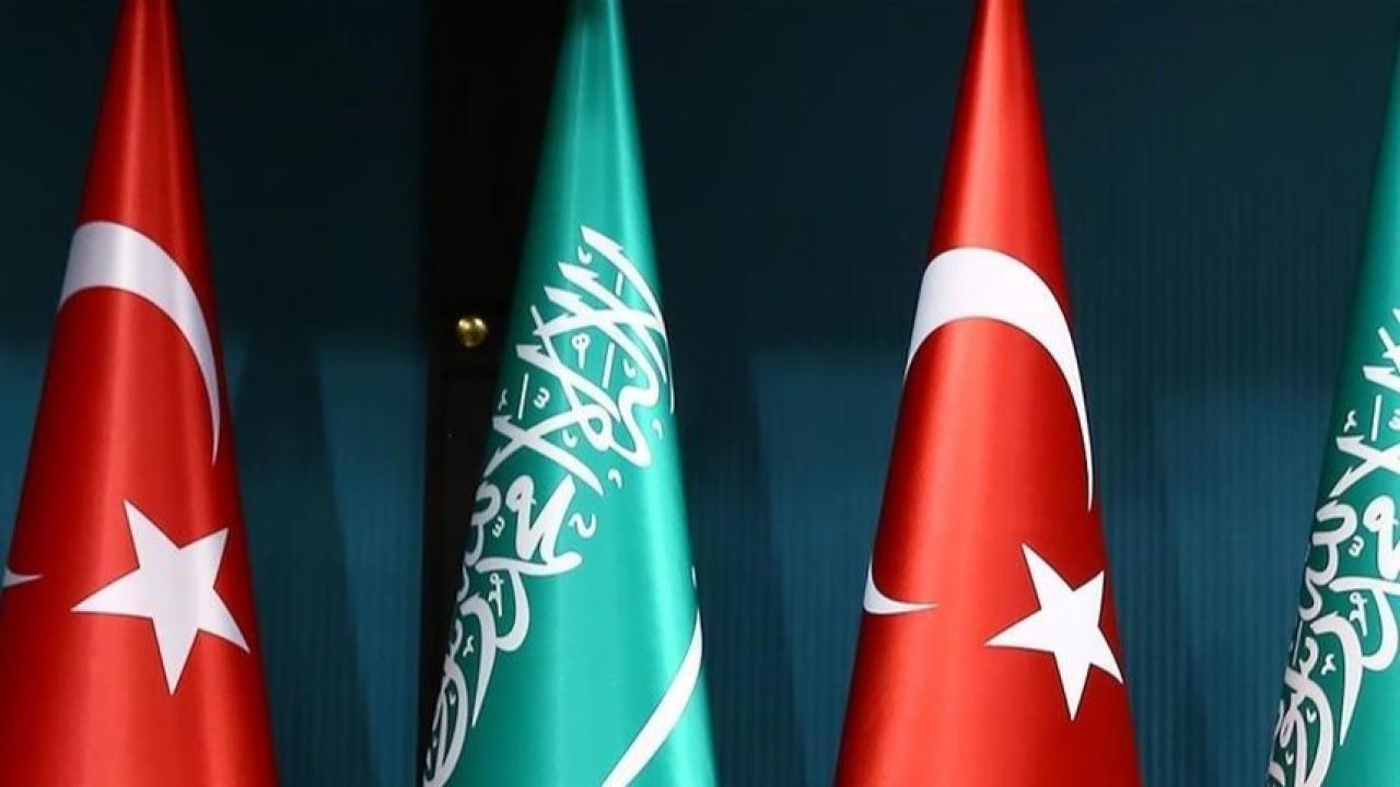 Türkiye, ACWA ile 2 GW’lık GES anlaşmasını imzalıyor