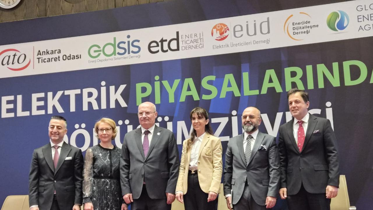 Elektrik piyasalarında yeni dönemin kodları neler?