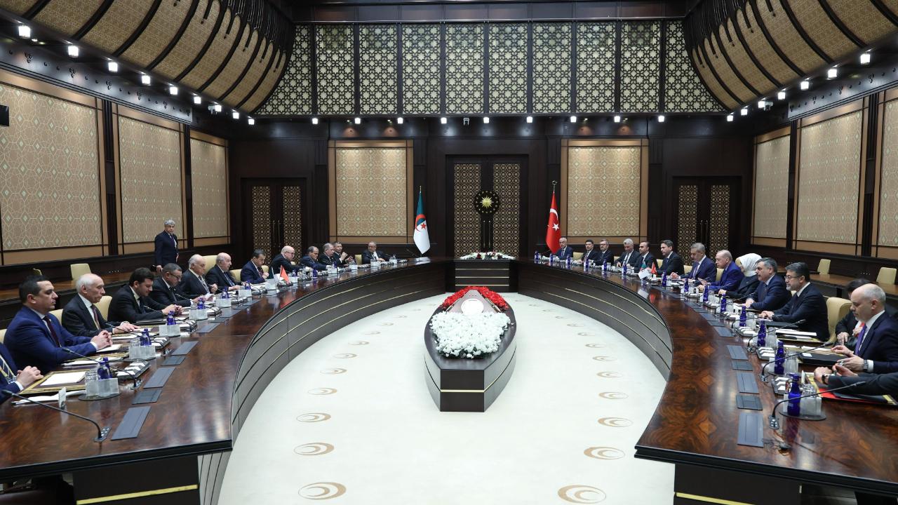 Türkiye, Cezayir LNG anlaşmasında uzun vadeli taahhüt arıyor