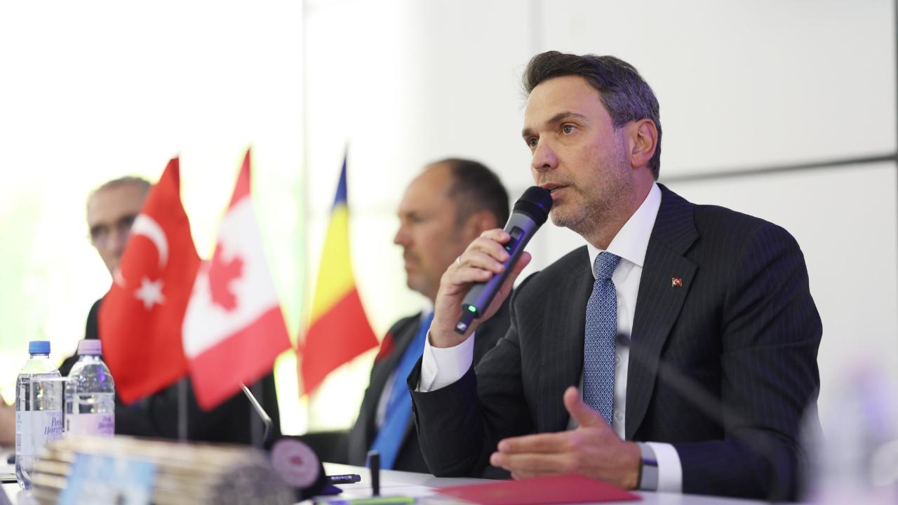 Bakan Bayraktar: “Türkiye en güvenli teknolojiye sahip olmak istiyor”